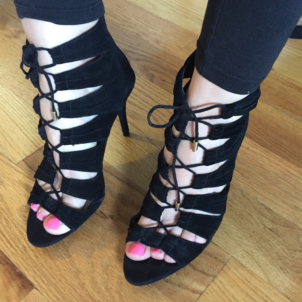 Jessica Simpson open toe heals side 8.5